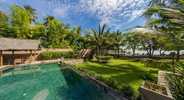Вилла с 2 комнатами The Beach Villa