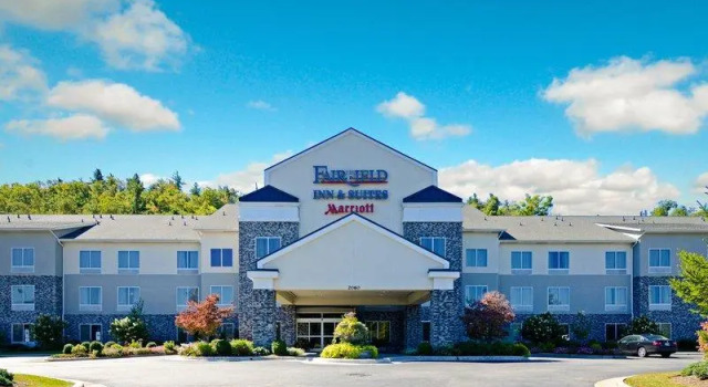 Кровать в общем номере Fairfield by Marriott Inn & Suites Boone