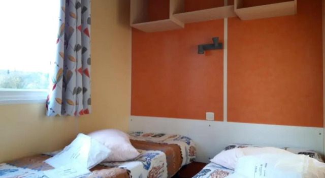 Camping de la Rive, Забронировать Кемпинг Нотр-Дам-де-Мон Vendée