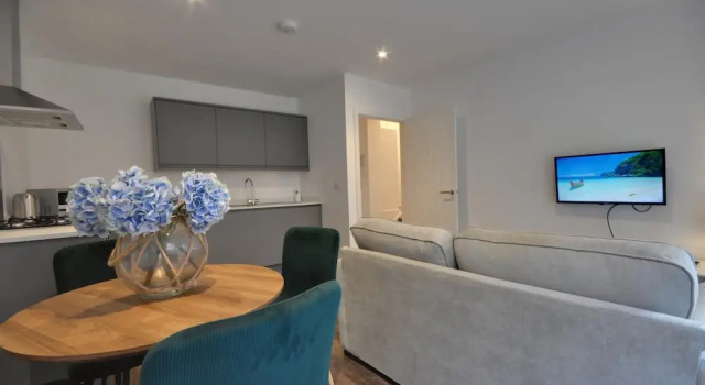 Kahuna - Modern 1 Bedroom Apartment, Varaa Huoneisto Asunnot kohteessa Merseyside, Huoneisto