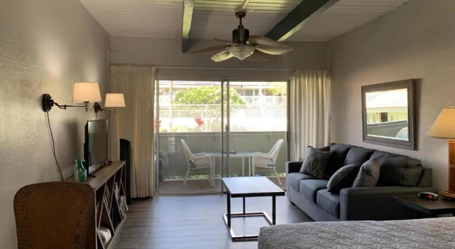 New! Enjoy a cozy studio and walk to beach!, Забронировать Отель Отели Кихеи с бассейном, рядом с Hawaiian Islands Humpback Whale Sanctuary Visitor Center, Бассейн