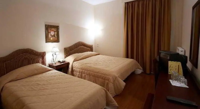 Номер Standard Achillion Hotel