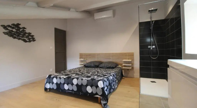 The Panoramic House, Rezerwuj Hotel Hotele w Lagnes z parkingiem, Parking