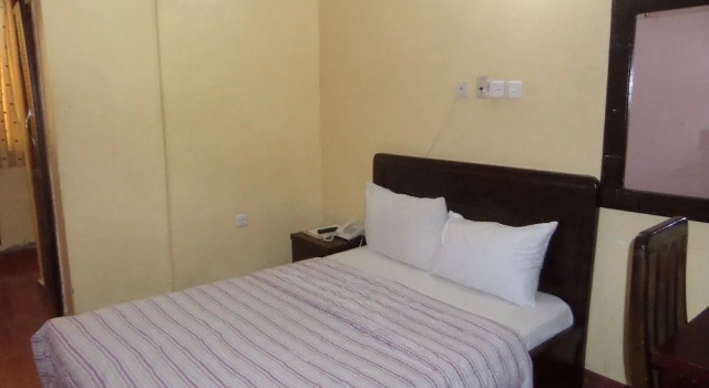 Brickland Hotel, Prenota Hotel Hotel a Bwari con parcheggio, Parcheggio
