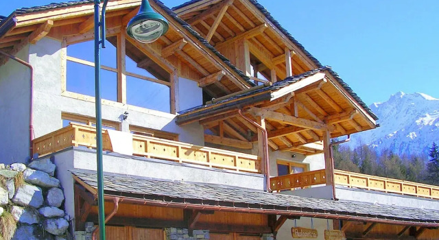 New and Modern Chalet Just 350 m From the ski Lifts, Забронировать Шале Виллы Овернь-Рона-Альпы, Вилла