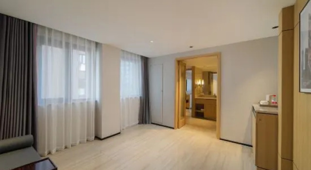 Люкс Premier Wenzhou Boli Hotel