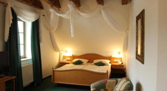 Hotel Lay-Haus, Varaa Hotelli 3 tähden hotellit kohteessa Garz, 3*
