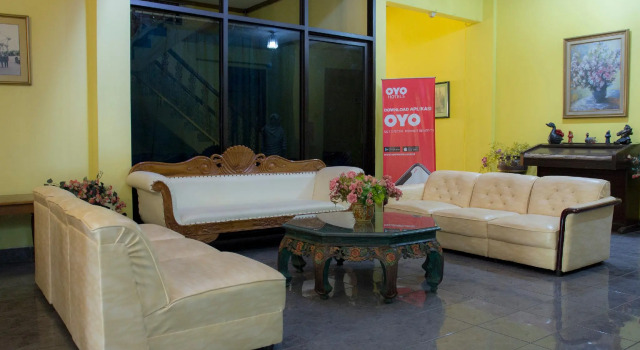 OYO 392 Hotel Mawar Saron, Book Hotel Gondokusuman 