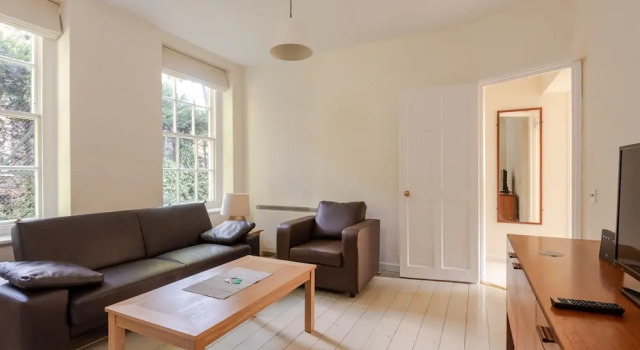 Charming 1Br Home By River Thames Fits 3, Забронировать Отель Отели Англии 3 звезды, 3*