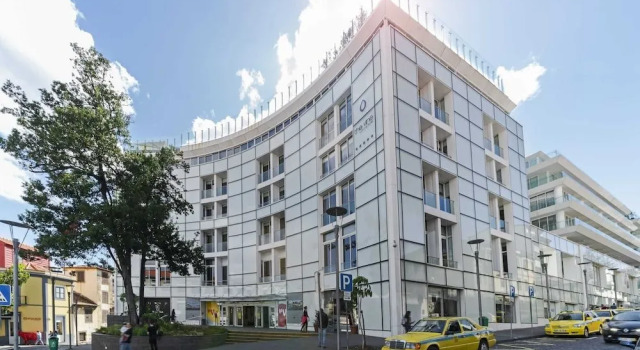Funchal Centrum II by An Island Apart, Rezerwuj Hotel Hotele w Funchal z parkingiem, Parking