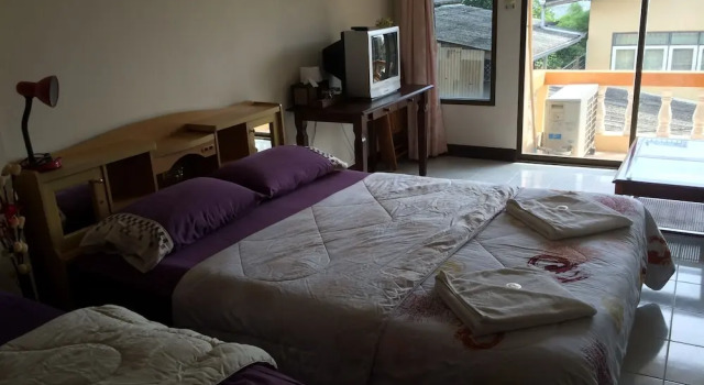 Семейный номер Standard с балконом Sofia Hotel