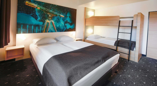 Четырёхместный номер Standard B&B Hotel Jena