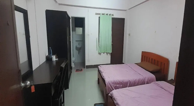 Двухместный номер Economy с балконом The First Resident Lamphun