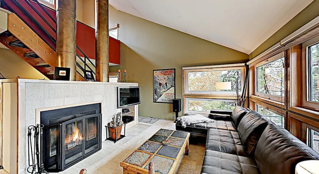 Bighorn #13E - 2 Br Condo