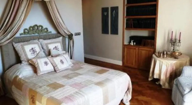 Апартаменты с 2 комнатами Charming 2 Bedroom apt in Central Cannes Walking Distance to Beaches Croisette and the Palais - 678