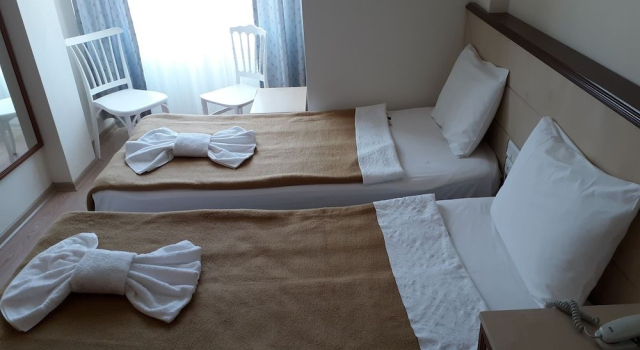 Ayhan Otel
