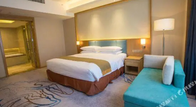 Двухместный люкс Business Zhongshan Dongfeng Dasin Hotel