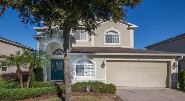 Private Pool With Games Room 4 Bedroom Home