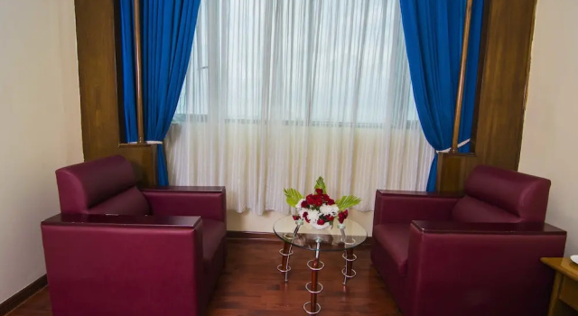 Люкс Royal Asia Plaza Hotel