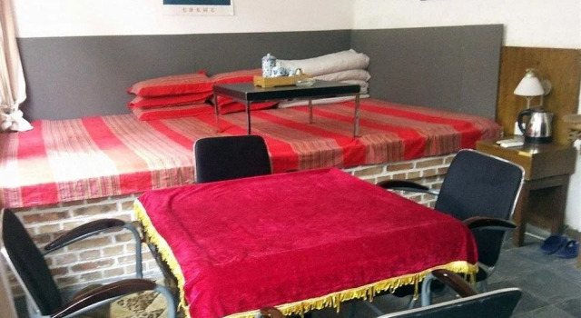 Qininn Beijing Shentangyu Laoguandi Branch, Rezerwuj Hotel Huairou Pekin
