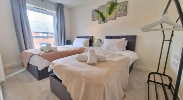 3bedroom Near Nec & Airport W/parking and Garden, 예약 휴가용 주택 버밍엄 West Midlands