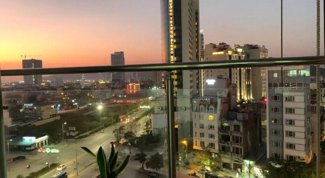 Апартаменты BunHomestay ☆ SEA-View BEDROOM 3BR/apt☆Netflix+Pool☆Near Harbour
