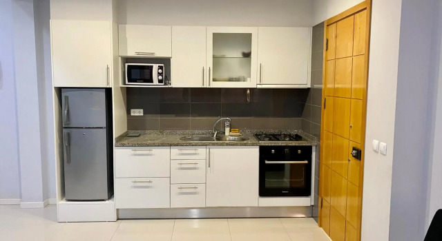 T1 Família Luz, Prenota Hotel Mindelo 
