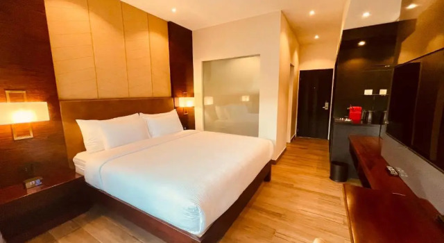 Двухместный номер Deluxe с балконом Lamana Hotel