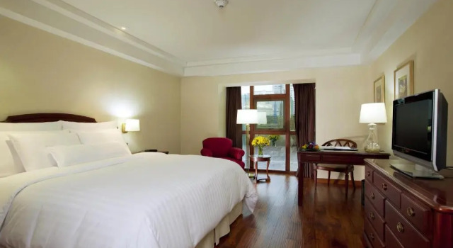Двухместный номер Premier Swissotel Lima