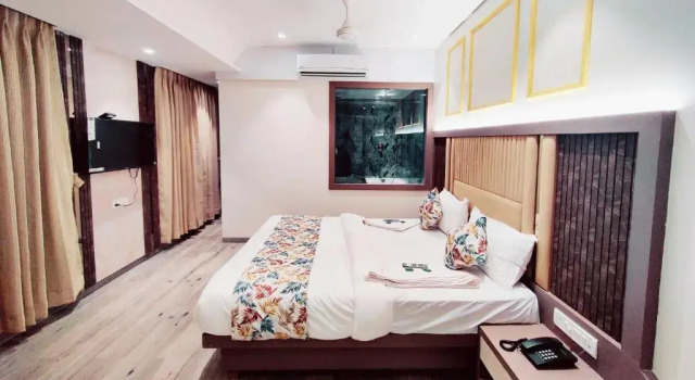 Номер Deluxe Hotel Everest Residency
