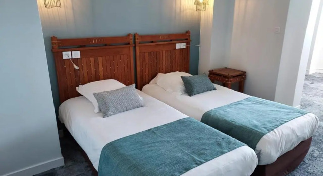Четырёхместный номер Standard Best Western Hôtel Cap Coz
