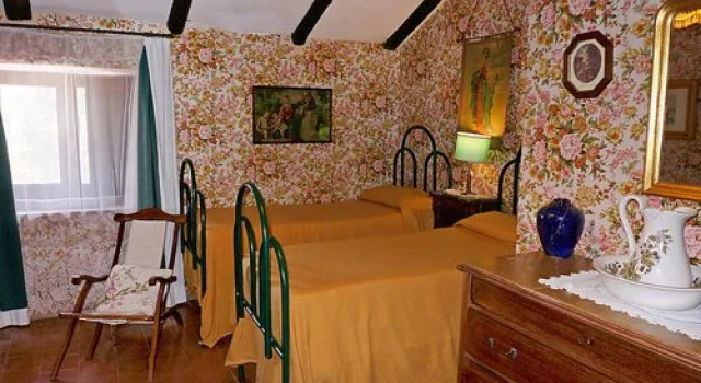 House Falcesca Buccino, Prenota Hotel Buccino Campania