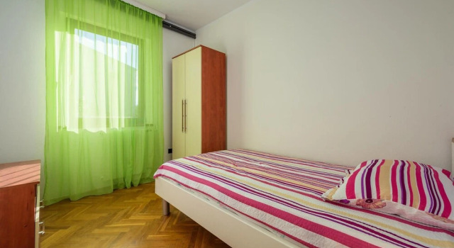 Stunning Home in Fazana With Wifi and 3 Bedrooms, Reserva ahora Hotel Hoteles en Pula con aparcamiento, Aparcamiento