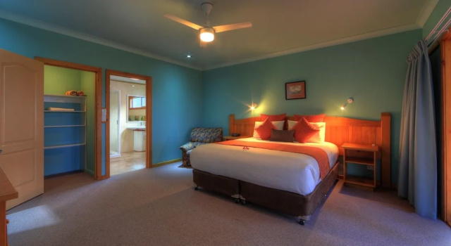 Коттедж Superior Trade Winds Country Cottages