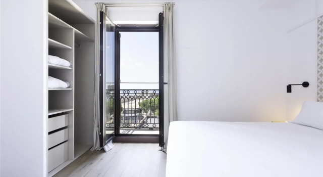 Port Plaza Apartments