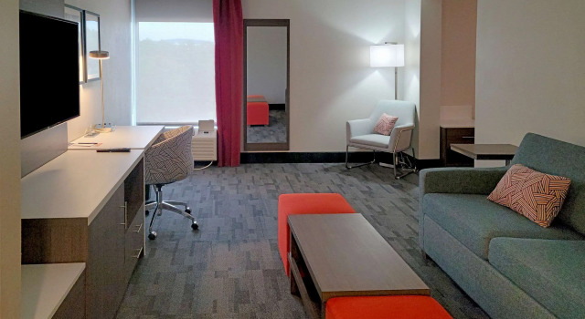 Четырёхместный люкс Comfort Inn & Suites Wyomissing-Reading