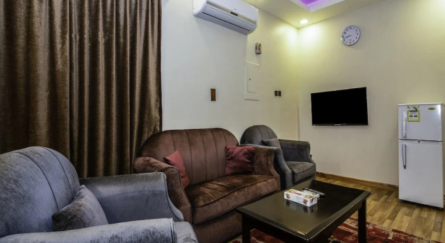OYO 135 Yahalla Hotel Units 2