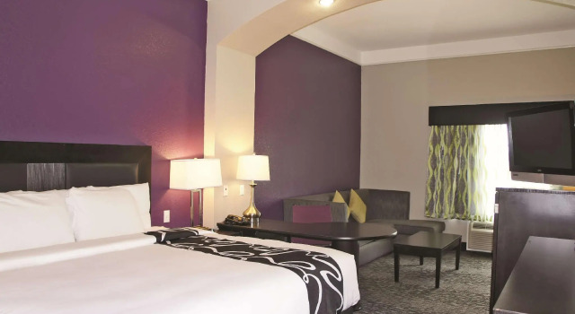 Двухместный номер Executive La Quinta by Wyndham Pearland