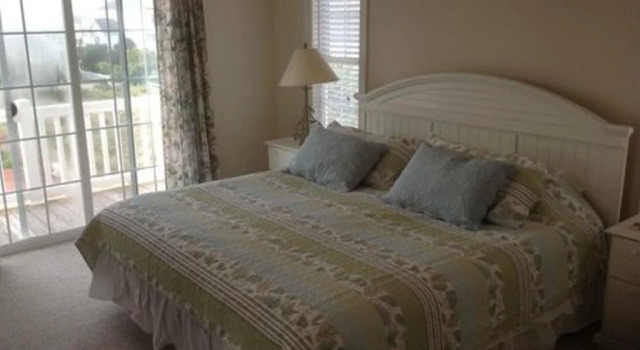 Half and Half - 4 Br Home