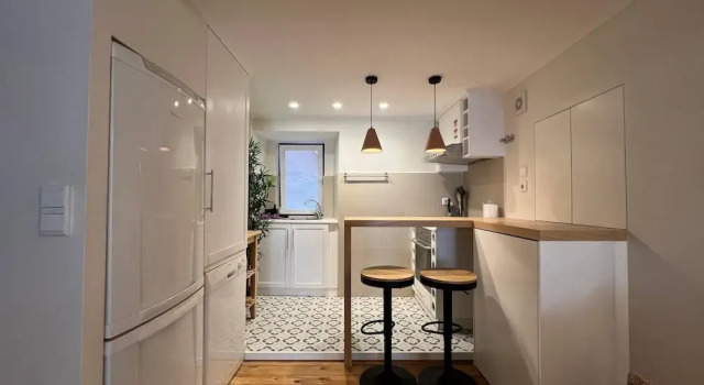 Santos · Designer Retreat: 1 Bedroom apt