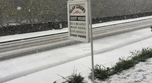 Glan Llugwy Guest House