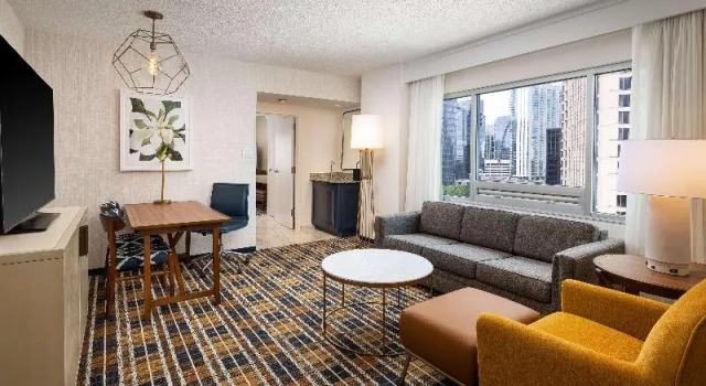 Люкс Presidential с 2 комнатами Embassy Suites by Hilton Atlanta Buckhead
