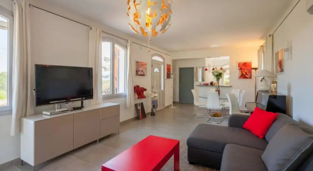 La Pitchoune, Varaa Hotelli Hotellit Roussillon uima-altaalla, Uima-allas
