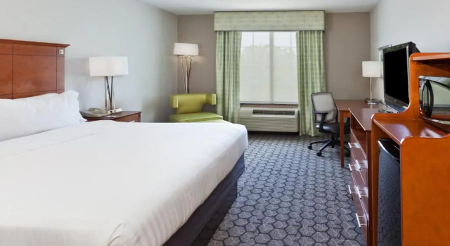 Номер Standard Holiday Inn Express Hotel & Suites Phenix City - Columbus by IHG