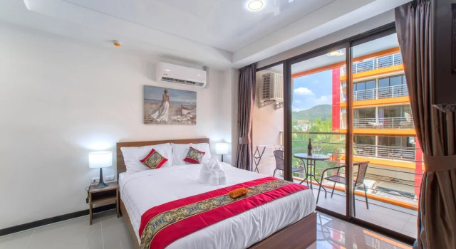 Naiharn Sea Condominium S311