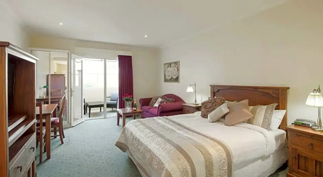 Номер Executive Crystal Inn