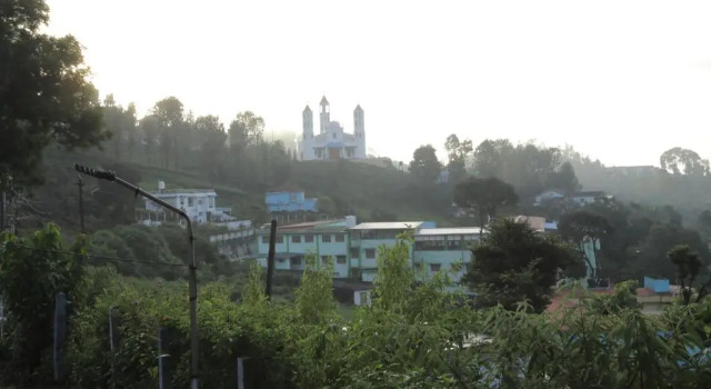 Nilgiris Inn By Lexstays Kotagiri, Ooty