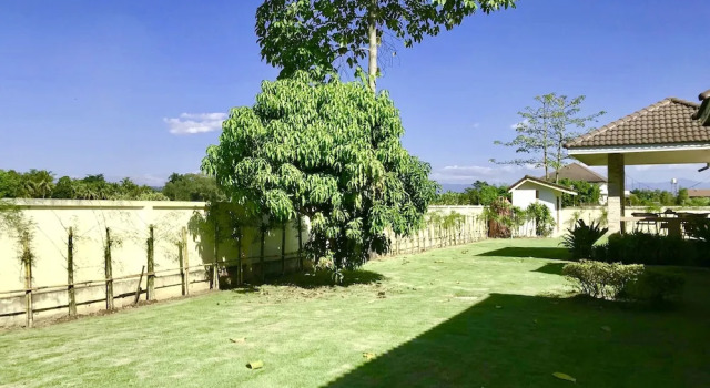 Вилла с 4 комнатами LPC Holiday Villa