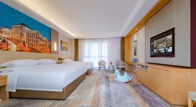 Люкс Business Vienna International Hotel (Yichang Gezhouba Huaxiang Branch)