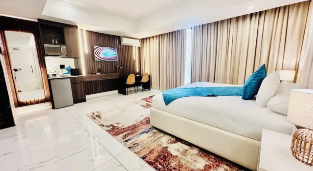 Luxo Casal quarto varanda e com vista para a piscina H & H Boutique and Spa